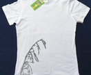 Moki Organic T-Shirt with grey Flax Flower print